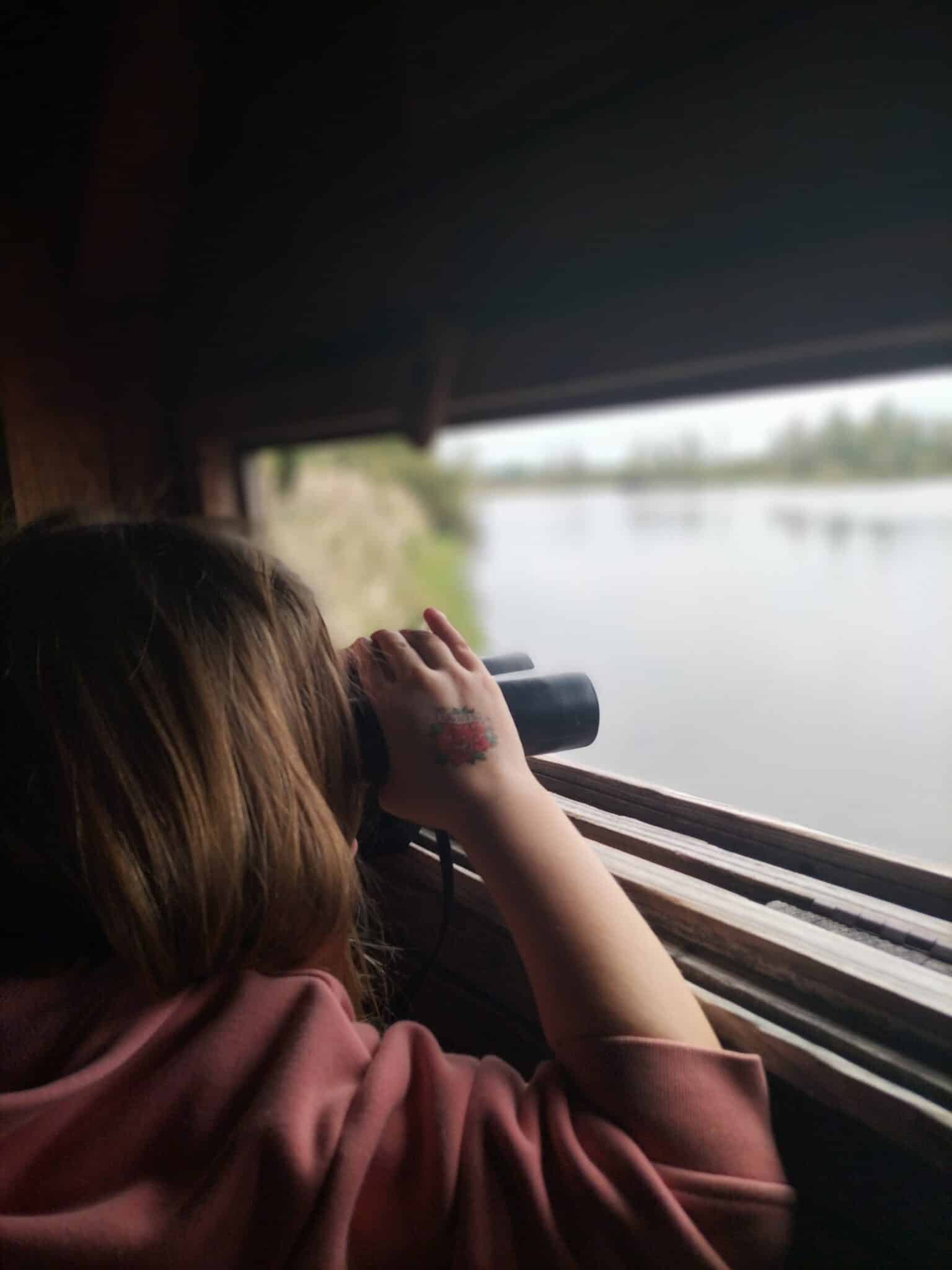 Observation d'oiseaux en famille ©A²I
